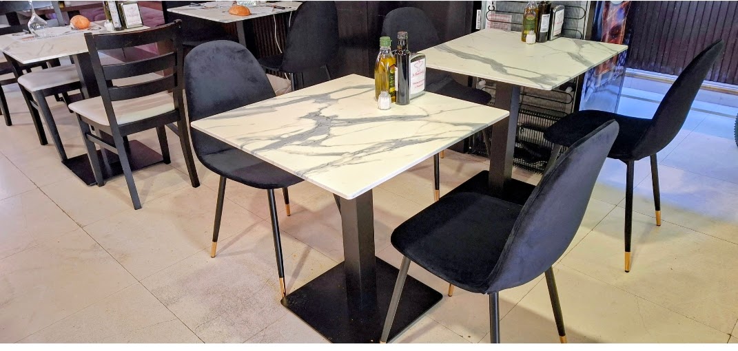 Mesa Con tablero de mármol Deluxe