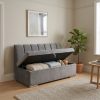 Sofa_with_open_lid_2K_202609032240 Sofá Ingles con almacenaje en terciopelo